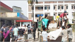 টেকনাফে র্যাবের সাথে গোলাগুলিতে ৭ ডাকাত নিহত: পরিচয় মিলেছে ৩ রোহিঙ্গার টেকনাফে র্যাবের সাথে গোলাগুলিতে ৭ ডাকাত নিহত: পরিচয় মিলেছে ৩ রোহিঙ্গার